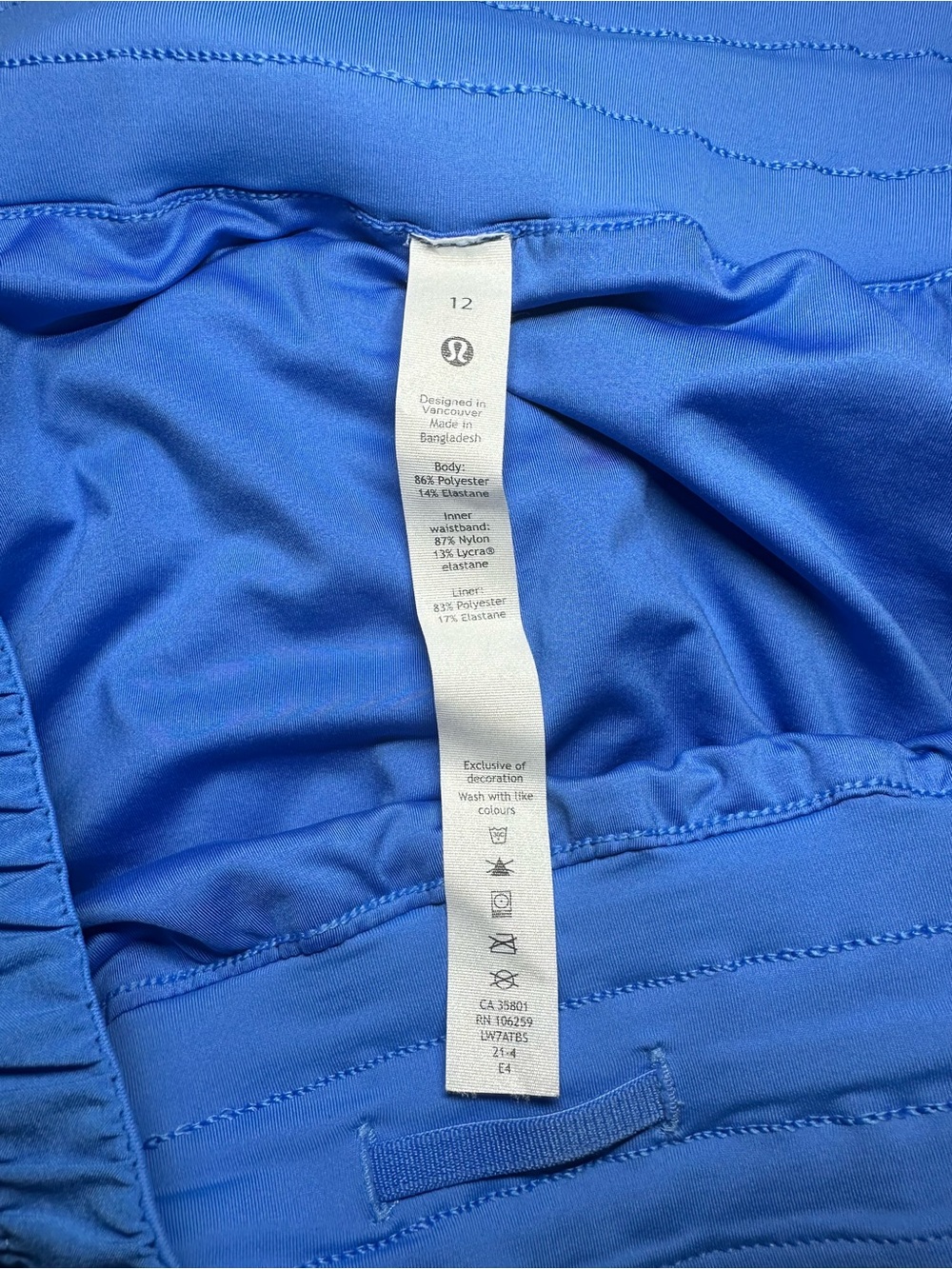 Lululemon athletica beach ball blue Hotty high-rise lined shorts 2.5” - Picture 9 of 13